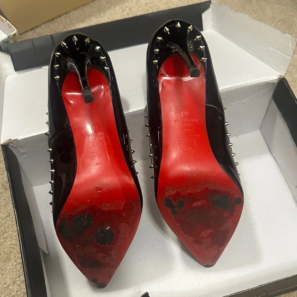 Aris Black Studded Women's Heels - Picture 2 of 3